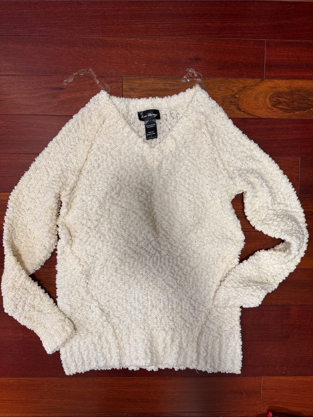 Love Tree Cream Textured V-Neck Popcorn Sweater